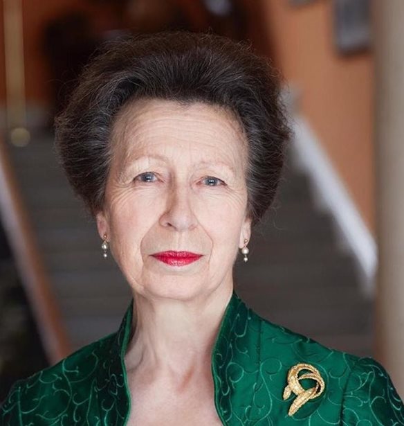 &#x3A0;&#x3C1;&#x3B9;&#x3B3;&#x3BA;&#x3AF;&#x3C0;&#x3B9;&#x3C3;&#x3C3;&#x3B1; &#x386;&#x3BD;&#x3BD;&#x3B1; | &#x39F;&#x3B9; &#x3BD;&#x3AD;&#x3B5;&#x3C2; &#x3C6;&#x3C9;&#x3C4;&#x3BF;&#x3B3;&#x3C1;&#x3B1;&#x3C6;&#x3AF;&#x3B5;&#x3C2; &#x3C4;&#x3B7;&#x3C2; &#x3BC;&#x3B5; &#x3B1;&#x3C6;&#x3BF;&#x3C1;&#x3BC;&#x3AE; &#x3C4;&#x3B1; 70&#x3B1; &#x3B3;&#x3B5;&#x3BD;&#x3AD;&#x3B8;&#x3BB;&#x3B9;&#x3AC; &#x3C4;&#x3B7;&#x3C2;