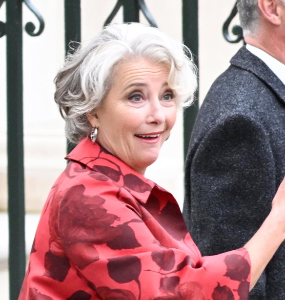 Emma Thompson | &#x397; &#x3B5;&#x3BC;&#x3C6;&#x3AC;&#x3BD;&#x3B9;&#x3C3;&#x3B7; &#x3C3;&#x3C4;&#x3B7; &#x3C3;&#x3C4;&#x3AD;&#x3C8;&#x3B7; &#x3C4;&#x3BF;&#x3C5; &#x39A;&#x3B1;&#x3C1;&#x3CC;&#x3BB;&#x3BF;&#x3C5; &#x3BC;&#x3B5; &#x3C6;&#x3BB;&#x3CC;&#x3C1;&#x3B1;&#x3BB; &#x3C0;&#x3B1;&#x3BB;&#x3C4;&#x3CC; 2000 &#x3B5;&#x3C5;&#x3C1;&#x3CE;