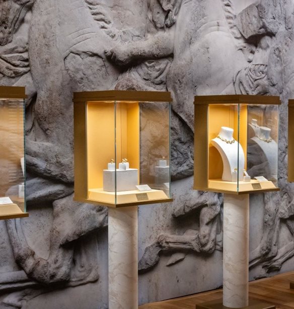 The Art of Gold | &#x39F; &#x3BF;&#x3AF;&#x3BA;&#x3BF;&#x3C2; Zolotas &#x3B3;&#x3B9;&#x3CC;&#x3C1;&#x3C4;&#x3B1;&#x3C3;&#x3B5; &#x3C4;&#x3B1; 130 &#x3C7;&#x3C1;&#x3CC;&#x3BD;&#x3B9;&#x3B1; &#x3C4;&#x3BF;&#x3C5;