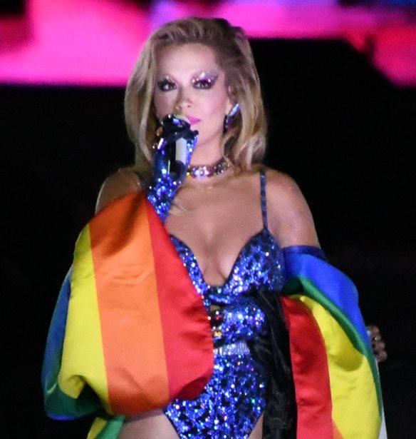 &#x3A0;&#x3BF;&#x3B9;&#x3BF;&#x3C2; &#x3B5;&#x3AF;&#x3BD;&#x3B1;&#x3B9; &#x3BF; &#x388;&#x3BB;&#x3BB;&#x3B7;&#x3BD;&#x3B1;&#x3C2; &#x3C3;&#x3C7;&#x3B5;&#x3B4;&#x3B9;&#x3B1;&#x3C3;&#x3C4;&#x3AE;&#x3C2; &#x3C0;&#x3BF;&#x3C5; &#x3AD;&#x3BD;&#x3C4;&#x3C5;&#x3C3;&#x3B5; &#x3C4;&#x3B7; Rita Ora &#x3C3;&#x3C4;&#x3BF; Gay Pride &#x3C4;&#x3B7;&#x3C2; &#x391;&#x3C5;&#x3C3;&#x3C4;&#x3C1;&#x3B1;&#x3BB;&#x3AF;&#x3B1;&#x3C2;