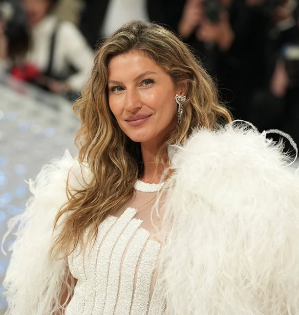 Gisele B&#xFC;ndchen | &#x39C;&#x3B5; &#x3C3;&#x3B9;&#x3BA;-casual &#x3B5;&#x3BC;&#x3C6;&#x3AC;&#x3BD;&#x3B9;&#x3C3;&#x3B7; &#x3C3;&#x3B5; &#x3C6;&#x3B9;&#x3BB;&#x3B1;&#x3BD;&#x3B8;&#x3C1;&#x3C9;&#x3C0;&#x3B9;&#x3BA;&#x3AE; &#x3B5;&#x3BA;&#x3B4;&#x3AE;&#x3BB;&#x3C9;&#x3C3;&#x3B7; &#x3C3;&#x3C4;&#x3BF; &#x39C;&#x3B1;&#x3CA;&#x3AC;&#x3BC;&#x3B9;