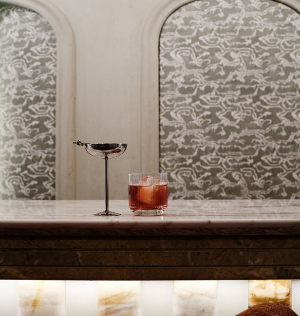 #theaftertaste | &#x39C;&#x3AF;&#x3B1; &#x3B1;&#x3BB;&#x3BB;&#x3B9;&#x3CE;&#x3C4;&#x3B9;&#x3BA;&#x3B7; &#x3C0;&#x3B1;&#x3C1;&#x3AC;&#x3C3;&#x3C4;&#x3B1;&#x3C3;&#x3B7;, &#x3C4;&#x3BF; &#x3B5;&#x3BB;&#x3BB;&#x3B7;&#x3BD;&#x3B9;&#x3BA;&#x3CC; &#x3B1;&#x3C0;&#x3BF;&#x3C4;&#x3CD;&#x3C0;&#x3C9;&#x3BC;&#x3B1; &#x3C4;&#x3BF;&#x3C5; Makris &#x3BA;&#x3B1;&#x3B9; &#x3BC;&#x3B5;&#x3C1;&#x3B9;&#x3BA;&#x3AD;&#x3C2; Fine Living &#x3B5;&#x3BE;&#x3B5;&#x3BB;&#x3AF;&#x3BE;&#x3B5;&#x3B9;&#x3C2; &#x3C3;&#x3C4;&#x3B7;&#x3BD; &#x3B1;&#x3B8;&#x3B7;&#x3BD;&#x3B1;&#x3CA;&#x3BA;&#x3AE; &#x3C3;&#x3BA;&#x3B7;&#x3BD;&#x3AE;