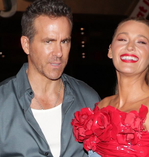 Ryan Reynolds | &#x391;&#x3BD;&#x3B1;&#x3BA;&#x3AC;&#x3BB;&#x3C5;&#x3C8;&#x3B5; &#x3C4;&#x3BF; &#x3C0;&#x3C1;&#x3B1;&#x3B3;&#x3BC;&#x3B1;&#x3C4;&#x3B9;&#x3BA;&#x3CC; &#x3B5;&#x3C0;&#x3AF;&#x3B8;&#x3B5;&#x3C4;&#x3BF; &#x3C4;&#x3B7;&#x3C2; Blake Lively &#x3BC;&#x3B1;&#x3B6;&#x3AF; &#x3BC;&#x3B5; &#x3C4;&#x3BF; &#x3BA;&#x3BF;&#x3B9;&#x3BD;&#x3CC;