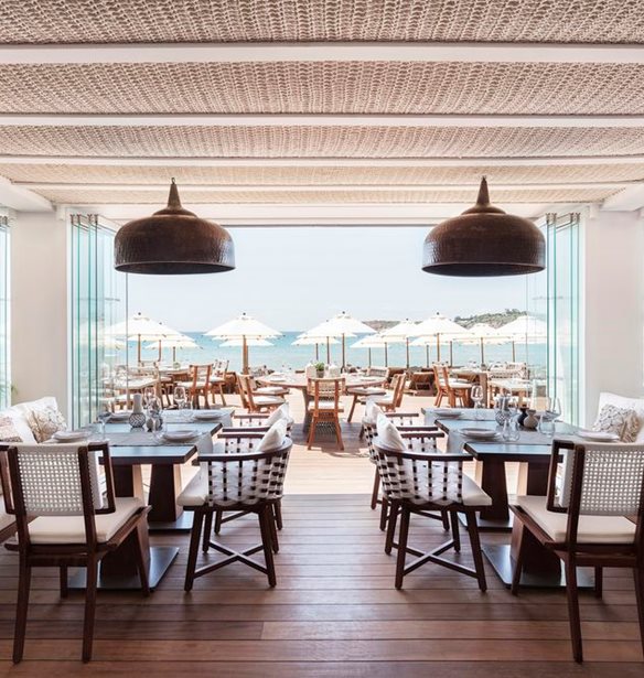 #Tidbits *: Seaside Dining