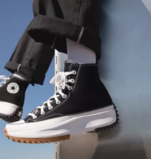 &#x3A4;&#x3C1;&#x3AF;&#x3B1; &#x3B6;&#x3B5;&#x3C5;&#x3B3;&#x3AC;&#x3C1;&#x3B9;&#x3B1; sneakers &#x3C0;&#x3BF;&#x3C5; &#x3B8;&#x3B1; &#x3C6;&#x3BF;&#x3C1;&#x3AC;&#x3C2; &#x3C3;&#x3C5;&#x3BD;&#x3AD;&#x3C7;&#x3B5;&#x3B9;&#x3B1; &#x3B1;&#x3C5;&#x3C4;&#x3AE; &#x3C4;&#x3B7;&#x3BD; &#x3AC;&#x3BD;&#x3BF;&#x3B9;&#x3BE;&#x3B7;