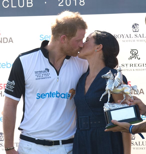 &#x39C;&#x3B5; &#x3C4;&#x3B9; &#x3B5;&#x3AF;&#x3BD;&#x3B1;&#x3B9; &#x3B5;&#x3BD;&#x3BF;&#x3C7;&#x3BB;&#x3B7;&#x3BC;&#x3AD;&#x3BD;&#x3BF;&#x3C2; &#x3BF; &#x3C0;&#x3C1;&#x3AF;&#x3B3;&#x3BA;&#x3B9;&#x3C0;&#x3B1;&#x3C2; Harry;