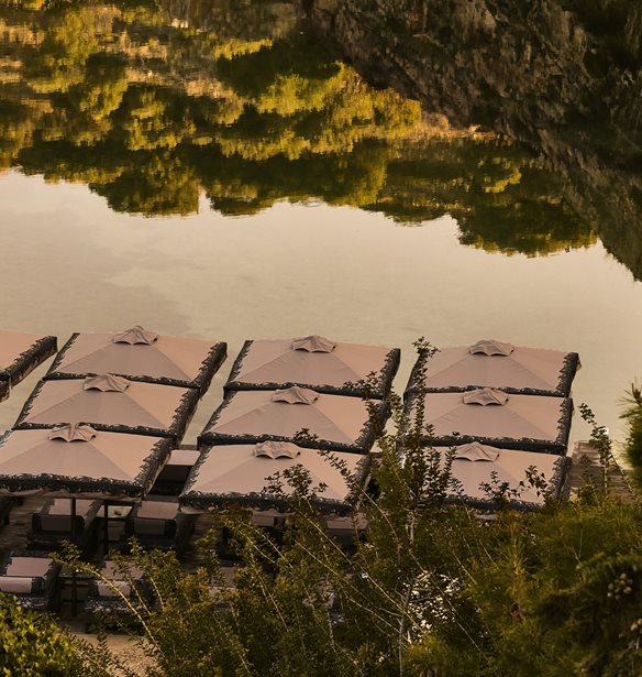 Zeus&#x2B;&#x394;ione X Lake Vouliagmeni | &#x39C;&#x3B9;&#x3B1; &#x3C3;&#x3C4;&#x3C1;&#x3B1;&#x3C4;&#x3B7;&#x3B3;&#x3B9;&#x3BA;&#x3AE; &#x3C3;&#x3CD;&#x3BC;&#x3C0;&#x3C1;&#x3B1;&#x3BE;&#x3B7; &#x3C3;&#x3C4;&#x3BF; &#x3C0;&#x3B9;&#x3BF; &#x3B5;&#x3BC;&#x3B2;&#x3BB;&#x3B7;&#x3BC;&#x3B1;&#x3C4;&#x3B9;&#x3BA;&#x3CC; &#x3C6;&#x3C5;&#x3C3;&#x3B9;&#x3BA;&#x3CC; &#x3C4;&#x3BF;&#x3C0;&#x3CC;&#x3C3;&#x3B7;&#x3BC;&#x3BF; &#x3C4;&#x3B7;&#x3C2; &#x391;&#x3B8;&#x3B7;&#x3BD;&#x3B1;&#x3CA;&#x3BA;&#x3AE;&#x3C2; &#x3A1;&#x3B9;&#x3B2;&#x3B9;&#x3AD;&#x3C1;&#x3B1;&#x3C2;
