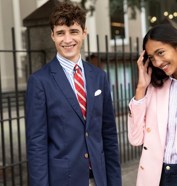 &quot;The Club Blazer&quot; | &#x397; &#x3BA;&#x3B1;&#x3BC;&#x3C0;&#x3AC;&#x3BD;&#x3B9;&#x3B1; 7 Decades 7 Icons &#x3C4;&#x3B7;&#x3C2; GANT &#x3C3;&#x3C5;&#x3BD;&#x3B5;&#x3C7;&#x3AF;&#x3B6;&#x3B5;&#x3C4;&#x3B1;&#x3B9;