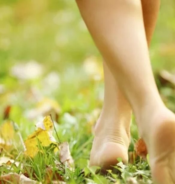 Earthing | Είναι το μυστικό για καλύτερη υγεία;
