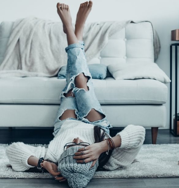 &#x391;&#x3C6;&#x3B9;&#x3AD;&#x3C1;&#x3C9;&#x3BC;&#x3B1; &#x3C3;&#x3C4;&#x3B9;&#x3C2; &#x3B3;&#x3C5;&#x3BD;&#x3B1;&#x3AF;&#x3BA;&#x3B5;&#x3C2; &#x3B1;&#x3C0;&#x3CC; &#x3C4;&#x3BF;&#x3BD; Best Radio 92,6 &#x3C3;&#x3C4;&#x3B9;&#x3C2; 8 &#x39C;&#x3B1;&#x3C1;&#x3C4;&#x3AF;&#x3BF;&#x3C5;