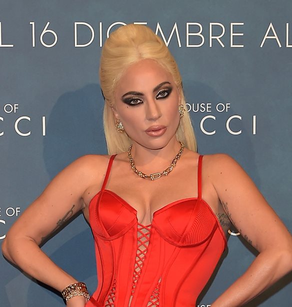 Lady Gaga | &#x394;&#x3B9;&#x3B1;&#x3C8;&#x3B5;&#x3CD;&#x3B4;&#x3B5;&#x3B9; &#x3CC;&#x3C4;&#x3B9; &#x3B5;&#x3AF;&#x3BD;&#x3B1;&#x3B9; &#x3AD;&#x3B3;&#x3BA;&#x3C5;&#x3BF;&#x3C2; &#x3BC;&#x3B5; &#x3C4;&#x3BF;&#x3BD; &#x3B4;&#x3B9;&#x3BA;&#x3CC; &#x3C4;&#x3B7;&#x3C2; &#x3BC;&#x3BF;&#x3BD;&#x3B1;&#x3B4;&#x3B9;&#x3BA;&#x3CC; &#x3C4;&#x3C1;&#x3CC;&#x3C0;&#x3BF;