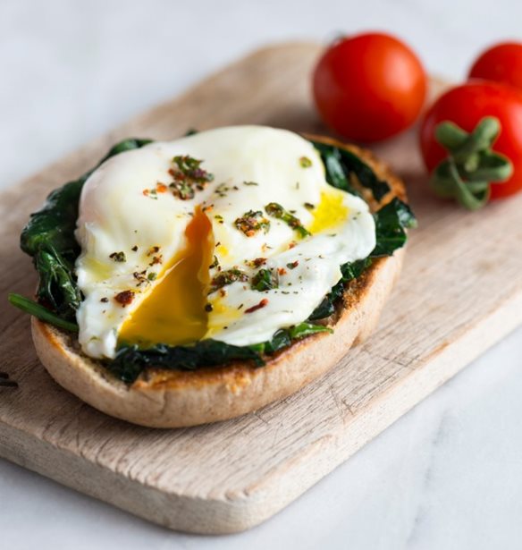 Τι πρέπει να περιέχει το πρωινό γεύμα; Αυτά είναι τα συστατικά που πρέπει να έχει