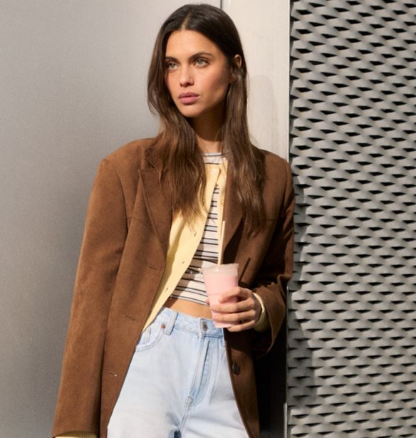 Denim of Interest | &#x397; &#x3BD;&#x3AD;&#x3B1; &#x3C3;&#x3C5;&#x3BB;&#x3BB;&#x3BF;&#x3B3;&#x3AE; &#x3C4;&#x3B7;&#x3C2; Stradivarius &#x3B1;&#x3C0;&#x3B5;&#x3C5;&#x3B8;&#x3CD;&#x3BD;&#x3B5;&#x3C4;&#x3B1;&#x3B9; &#x3C3;&#x3B5; &#x3B5;&#x3BA;&#x3BB;&#x3B5;&#x3C0;&#x3C4;&#x3C5;&#x3C3;&#x3BC;&#x3AD;&#x3BD;&#x3B5;&#x3C2; &#x3B3;&#x3C5;&#x3BD;&#x3B1;&#x3AF;&#x3BA;&#x3B5;&#x3C2;