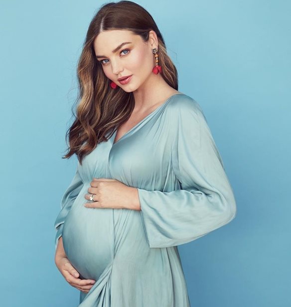 &#x397; Miranda Kerr &#x3AD;&#x3C6;&#x3B5;&#x3C1;&#x3B5; &#x3C3;&#x3C4;&#x3BF;&#x3BD; &#x3BA;&#x3CC;&#x3C3;&#x3BC;&#x3BF; &#x3C4;&#x3BF; &#x3C4;&#x3C1;&#x3AF;&#x3C4;&#x3BF; &#x3C4;&#x3B7;&#x3C2; &#x3C0;&#x3B1;&#x3B9;&#x3B4;&#x3AF;