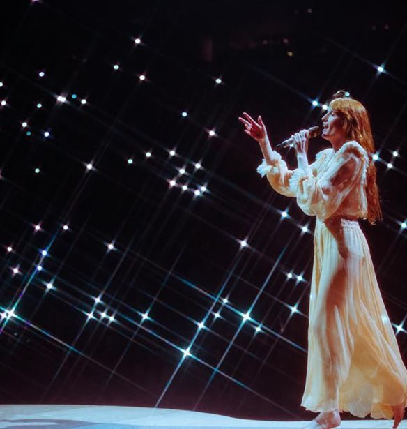 &#x395;&#x3AF;&#x3BD;&#x3B1;&#x3B9; &#x3B5;&#x3C0;&#x3AF;&#x3C3;&#x3B7;&#x3BC;&#x3BF;: &#x39F;&#x3B9; Florence &amp; The Machine &#x3AD;&#x3C1;&#x3C7;&#x3BF;&#x3BD;&#x3C4;&#x3B1;&#x3B9; &#x3C3;&#x3C4;&#x3B7;&#x3BD; &#x391;&#x3B8;&#x3AE;&#x3BD;&#x3B1;