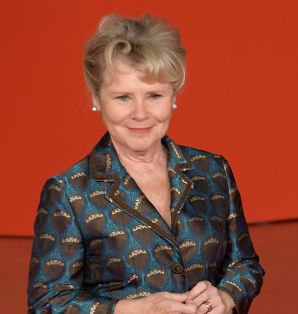 Imelda Staunton | &#x394;&#x3B7;&#x3BB;&#x3CE;&#x3BD;&#x3B5;&#x3B9; &quot;&#x3C4;&#x3C1;&#x3BF;&#x3BC;&#x3BF;&#x3BA;&#x3C1;&#x3B1;&#x3C4;&#x3B7;&#x3BC;&#x3AD;&#x3BD;&#x3B7;&quot; &#x3B3;&#x3B9;&#x3B1; &#x3C4;&#x3BF; &#x3C1;&#x3CC;&#x3BB;&#x3BF; &#x3C4;&#x3B7;&#x3C2; &#x3C3;&#x3C4;&#x3BF; &#x3A4;he Crown