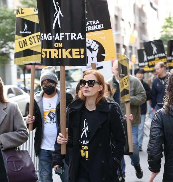 &#x39C;&#x3B5; &#x3B9;&#x3C3;&#x3C4;&#x3BF;&#x3C1;&#x3B9;&#x3BA;&#x3AE; &#x3C3;&#x3C5;&#x3BC;&#x3C6;&#x3C9;&#x3BD;&#x3AF;&#x3B1; &#x3AD;&#x3BB;&#x3B7;&#x3BE;&#x3B5; &#x3B7; &#x3B1;&#x3C0;&#x3B5;&#x3C1;&#x3B3;&#x3AF;&#x3B1; &#x3C4;&#x3C9;&#x3BD; &#x3B7;&#x3B8;&#x3BF;&#x3C0;&#x3BF;&#x3B9;&#x3CE;&#x3BD; &#x3C3;&#x3C4;&#x3BF; &#x3A7;&#x3CC;&#x3BB;&#x3B9;&#x3B3;&#x3BF;&#x3C5;&#x3BD;&#x3C4;