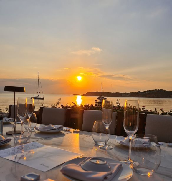 #Tidbits *: &#x39C;&#x3AF;&#x3B1; &#x3B2;&#x3C1;&#x3B1;&#x3B4;&#x3B9;&#x3AC; &#x3BC;&#x3B5; &#x3C4;&#x3BF;&#x3BD; Nobu Matsuhisa
