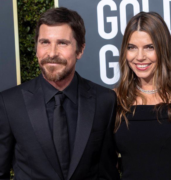 Christian Bale: &#x392;&#x3AC;&#x3B6;&#x3B5;&#x3B9; &#x3C4;&#x3AD;&#x3BB;&#x3BF;&#x3C2; &#x3C3;&#x3C4;&#x3B9;&#x3C2; &quot;&#x3BC;&#x3B5;&#x3C4;&#x3B1;&#x3BC;&#x3BF;&#x3C1;&#x3C6;&#x3CE;&#x3C3;&#x3B5;&#x3B9;&#x3C2;&quot; &#x3B3;&#x3B9;&#x3B1; &#x3C1;&#x3CC;&#x3BB;&#x3BF;&#x3C5;&#x3C2;