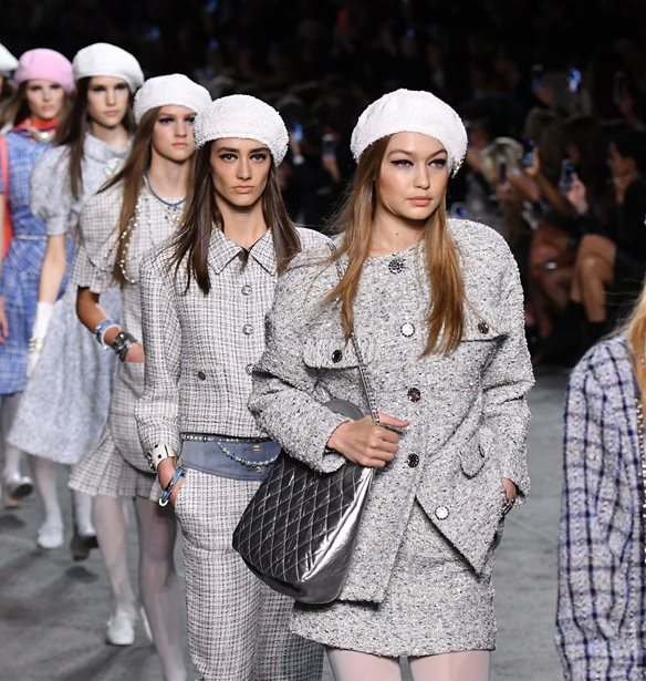 &#x3A4;&#x3B1; &#x3B5;&#x3BD;&#x3C4;&#x3C5;&#x3C0;&#x3C9;&#x3C3;&#x3B9;&#x3B1;&#x3BA;&#x3AC; beauty looks &#x3B1;&#x3C0;&#x3CC; &#x3C4;&#x3BF; resort show &#x3C4;&#x3B7;&#x3C2; Chanel