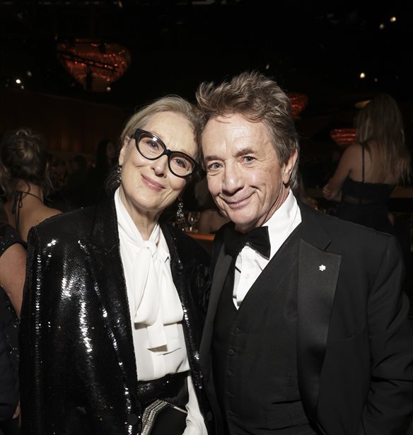 Meryl Streep - Martin Short | &#x39C;&#x3B1;&#x3B6;&#x3AF; &#x3C3;&#x3C4;&#x3B7;&#x3BD; &#x3C0;&#x3C1;&#x3B5;&#x3BC;&#x3B9;&#x3AD;&#x3C1;&#x3B1; &#x3C4;&#x3BF;&#x3C5; Tom Hanks