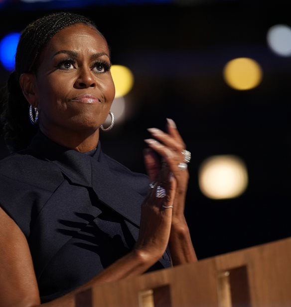 Michelle Obama: &quot;&#x394;&#x3B5;&#x3AF;&#x3C7;&#x3BD;&#x3C9; &#x3C5;&#x3C0;&#x3BF;&#x3BC;&#x3BF;&#x3BD;&#x3AE;&quot; - &#x397; &#x3C3;&#x3C5;&#x3BD;&#x3AE;&#x3B8;&#x3B5;&#x3B9;&#x3B1; &#x3C4;&#x3BF;&#x3C5; Barack Obama &#x3C0;&#x3BF;&#x3C5; &#x3C4;&#x3B7;&#x3BD; &#x3B5;&#x3BA;&#x3BD;&#x3B5;&#x3C5;&#x3C1;&#x3AF;&#x3B6;&#x3B5;&#x3B9; &#x3B1;&#x3C6;&#x3AC;&#x3BD;&#x3C4;&#x3B1;&#x3C3;&#x3C4;&#x3B1;