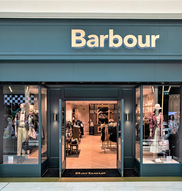&#x3A4;&#x3BF; &#x3BD;&#x3AD;&#x3BF; flagship store &#x3C4;&#x3B7;&#x3C2; Barbour &#x3AC;&#x3BD;&#x3BF;&#x3B9;&#x3BE;&#x3B5; &#x3C4;&#x3B9;&#x3C2; &#x3C0;&#x3CD;&#x3BB;&#x3B5;&#x3C2; &#x3C4;&#x3BF;&#x3C5; &#x3C3;&#x3C4;&#x3BF; Golden Hall