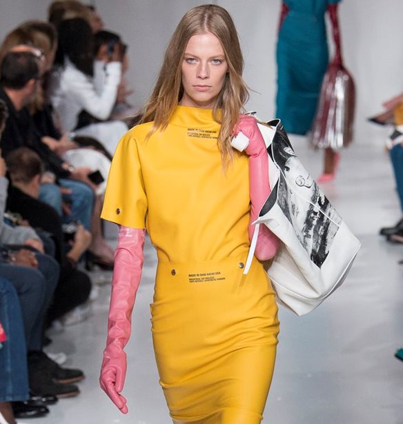 &#x39F; &#x3BF;&#x3AF;&#x3BA;&#x3BF;&#x3C2; Calvin Klein &#x3BB;&#x3B1;&#x3BD;&#x3C3;&#x3AC;&#x3C1;&#x3B5;&#x3B9; &#x3AF;&#x3C3;&#x3C9;&#x3C2; &#x3C4;&#x3BF; &#x3C0;&#x3B9;&#x3BF; &#x3B1;&#x3BC;&#x3C6;&#x3B9;&#x3BB;&#x3B5;&#x3B3;&#x3CC;&#x3BC;&#x3B5;&#x3BD;&#x3BF; &#x3B1;&#x3BE;&#x3B5;&#x3C3;&#x3BF;&#x3C5;&#x3AC;&#x3C1; &#x3C4;&#x3BF;&#x3C5;