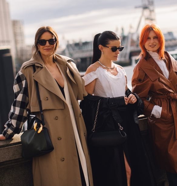 LFW | &#x39F;&#x3B9; &#x3C4;&#x3AC;&#x3C3;&#x3B5;&#x3B9;&#x3C2; &#x3C4;&#x3B7;&#x3C2; &#x3BC;&#x3CC;&#x3B4;&#x3B1;&#x3C2; &#x3C0;&#x3BF;&#x3C5; &#x3B8;&#x3B1; &#x3B1;&#x3BD;&#x3B1;&#x3B2;&#x3B1;&#x3B8;&#x3BC;&#x3AF;&#x3C3;&#x3BF;&#x3C5;&#x3BD; &#x3C4;&#x3BF; &#x3C3;&#x3C4;&#x3B9;&#x3BB; &#x3C3;&#x3BF;&#x3C5; &#x3C3;&#x3CD;&#x3BC;&#x3C6;&#x3C9;&#x3BD;&#x3B1; &#x3BC;&#x3B5; &#x3C4;&#x3BF; street style &#x3C4;&#x3BF;&#x3C5; &#x39B;&#x3BF;&#x3BD;&#x3B4;&#x3AF;&#x3BD;&#x3BF;&#x3C5;