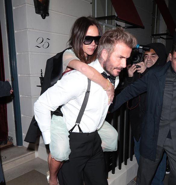 &#x397; Victoria Beckham &#x3CC;&#x3C0;&#x3C9;&#x3C2; &#x3B4;&#x3B5;&#x3BD; &#x3C4;&#x3B7;&#x3BD; &#x3AD;&#x3C7;&#x3B5;&#x3B9;&#x3C2; &#x3BE;&#x3B1;&#x3BD;&#x3B1;&#x3B4;&#x3B5;&#x3AF; -  &#x3A4;&#x3B1; &#x3B1;&#x3C0;&#x3AF;&#x3B8;&#x3B1;&#x3BD;&#x3B1; throwbacks &#x3B1;&#x3C0;&#x3CC; &#x3C4;&#x3B7; &#x3C0;&#x3B1;&#x3B9;&#x3B4;&#x3B9;&#x3BA;&#x3AE; &#x3C4;&#x3B7;&#x3C2; &#x3B7;&#x3BB;&#x3B9;&#x3BA;&#x3AF;&#x3B1;