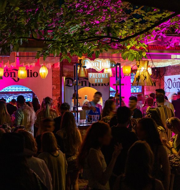 We Paloma | &#x393;&#x3B9;&#x3BF;&#x3C1;&#x3C4;&#x3AC;&#x3C3;&#x3B1;&#x3BC;&#x3B5; &#x3C4;&#x3B7;&#x3BD; &#x3A0;&#x3B1;&#x3B3;&#x3BA;&#x3CC;&#x3C3;&#x3BC;&#x3B9;&#x3B1; &#x3B7;&#x3BC;&#x3AD;&#x3C1;&#x3B1; Paloma &#x3BC;&#x3B5; &#x3C4;&#x3B7; Don Julio Tequila &#x3C3;&#x3B5; &#x3AD;&#x3BD;&#x3B1; exclusive party
