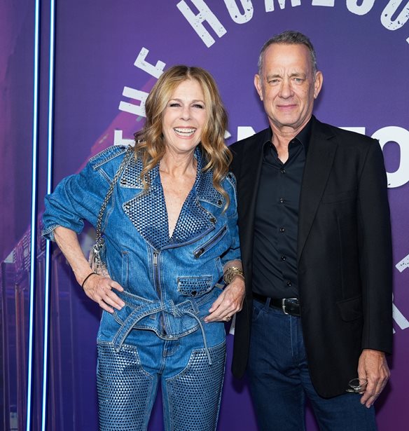 O Tom Hanks &#x3BA;&#x3B1;&#x3B9; &#x3B7; Rita Wilson &#x3B3;&#x3B9;&#x3BF;&#x3C1;&#x3C4;&#x3AC;&#x3B6;&#x3BF;&#x3C5;&#x3BD; 37 &#x3C7;&#x3C1;&#x3CC;&#x3BD;&#x3B9;&#x3B1; &#x3B3;&#x3AC;&#x3BC;&#x3BF;&#x3C5; | &#x397; &#x3C6;&#x3C9;&#x3C4;&#x3BF;&#x3B3;&#x3C1;&#x3B1;&#x3C6;&#x3AF;&#x3B1; &#x3BC;&#x3B5; &#x3AC;&#x3C1;&#x3C9;&#x3BC;&#x3B1; &#x395;&#x3BB;&#x3BB;&#x3AC;&#x3B4;&#x3B1;&#x3C2;