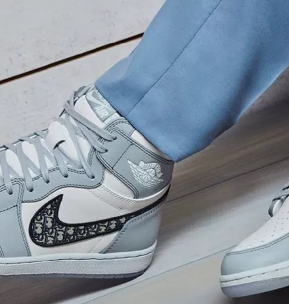 &#x391;&#x3C5;&#x3C4;&#x3CC; &#x3C4;&#x3BF; sneaker &#x3AD;&#x3C7;&#x3B5;&#x3B9; &#x3BB;&#x3AF;&#x3C3;&#x3C4;&#x3B1; &#x3B1;&#x3BD;&#x3B1;&#x3BC;&#x3BF;&#x3BD;&#x3AE;&#x3C2; 5 &#x3B5;&#x3BA;&#x3B1;&#x3C4;&#x3BF;&#x3BC;&#x3BC;&#x3C5;&#x3C1;&#x3AF;&#x3C9;&#x3BD; &#x3B1;&#x3BD;&#x3B8;&#x3C1;&#x3CE;&#x3C0;&#x3C9;&#x3BD;