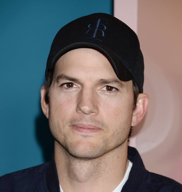 &quot;&#x395;&#x3AF;&#x3BC;&#x3B1;&#x3B9; &#x3C4;&#x3C5;&#x3C7;&#x3B5;&#x3C1;&#x3CC;&#x3C2; &#x3C0;&#x3BF;&#x3C5; &#x3B6;&#x3C9;&quot; | O Ashton Kutcher &#x3B4;&#x3B5;&#x3BD; &#x3BC;&#x3C0;&#x3BF;&#x3C1;&#x3BF;&#x3CD;&#x3C3;&#x3B5; &#x3BD;&#x3B1; &#x3B4;&#x3B5;&#x3B9;, &#x3BD;&#x3B1; &#x3B1;&#x3BA;&#x3BF;&#x3CD;&#x3C3;&#x3B5;&#x3B9; &#x3BA;&#x3B1;&#x3B9; &#x3BD;&#x3B1; &#x3C0;&#x3B5;&#x3C1;&#x3C0;&#x3B1;&#x3C4;&#x3AE;&#x3C3;&#x3B5;&#x3B9; &#x3B3;&#x3B9;&#x3B1; &#x3AD;&#x3BD;&#x3B1; &#x3C7;&#x3C1;&#x3CC;&#x3BD;&#x3BF; &#x3B5;&#x3BE;&#x3B1;&#x3B9;&#x3C4;&#x3AF;&#x3B1;&#x3C2; &#x3BC;&#x3B9;&#x3B1;&#x3C2; &#x3C3;&#x3C0;&#x3AC;&#x3BD;&#x3B9;&#x3B1;&#x3C2; &#x3B1;&#x3C3;&#x3B8;&#x3AD;&#x3BD;&#x3B5;&#x3B9;&#x3B1;&#x3C2;