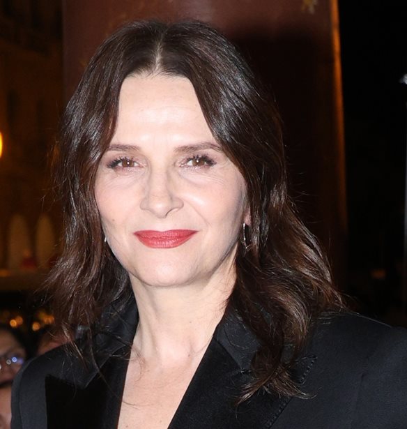 Juliette Binoche | &#x391;&#x3C5;&#x3C4;&#x3CC; &#x3C0;&#x3BF;&#x3C5; &#x3B5;&#x3C0;&#x3B1;&#x3BD;&#x3AD;&#x3BB;&#x3B1;&#x3B2;&#x3B5; &#x3B3;&#x3B9;&#x3B1; &#x3C4;&#x3BF;&#x3BD; Ralph Fiennes &#x3C3;&#x3C4;&#x3B7;&#x3BD; &#x3C0;&#x3C1;&#x3BF;&#x3B2;&#x3BF;&#x3BB;&#x3AE; &#x3C4;&#x3B7;&#x3C2; &#x3C4;&#x3B1;&#x3B9;&#x3BD;&#x3AF;&#x3B1;&#x3C2; &#x3C4;&#x3BF;&#x3C5;&#x3C2; &#x3C3;&#x3C4;&#x3B7; &#x398;&#x3B5;&#x3C3;&#x3C3;&#x3B1;&#x3BB;&#x3BF;&#x3BD;&#x3AF;&#x3BA;&#x3B7;