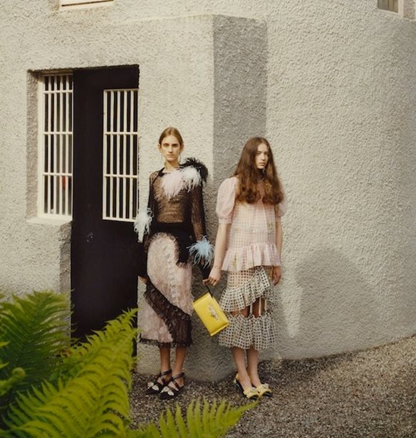 H Resort συλλογή του Christopher Kane μοιάζει με σκωτσέζικο παραμύθι