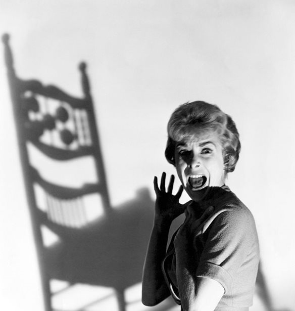 Halloween | &#x391;&#x3C5;&#x3C4;&#x3AE; &#x3B5;&#x3AF;&#x3BD;&#x3B1;&#x3B9; &#x3B7; &#x3C0;&#x3B9;&#x3BF; &#x3C4;&#x3C1;&#x3BF;&#x3BC;&#x3B1;&#x3BA;&#x3C4;&#x3B9;&#x3BA;&#x3AE; &#x3C4;&#x3B1;&#x3B9;&#x3BD;&#x3AF;&#x3B1; &#x3CC;&#x3BB;&#x3C9;&#x3BD; &#x3C4;&#x3C9;&#x3BD; &#x3B5;&#x3C0;&#x3BF;&#x3C7;&#x3CE;&#x3BD; &#x3C3;&#x3CD;&#x3BC;&#x3C6;&#x3C9;&#x3BD;&#x3B1; &#x3BC;&#x3B5; &#x3AD;&#x3C1;&#x3B5;&#x3C5;&#x3BD;&#x3B1;