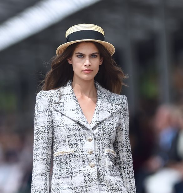 Paris Haute Couture Week &#x27;23 | &#x38C;&#x3BB;&#x3B1; &#x3C4;&#x3B1; beauty highlights &#x3C0;&#x3BF;&#x3C5; &#x3BE;&#x3B5;&#x3C7;&#x3C9;&#x3C1;&#x3AF;&#x3C3;&#x3B1;&#x3BC;&#x3B5;