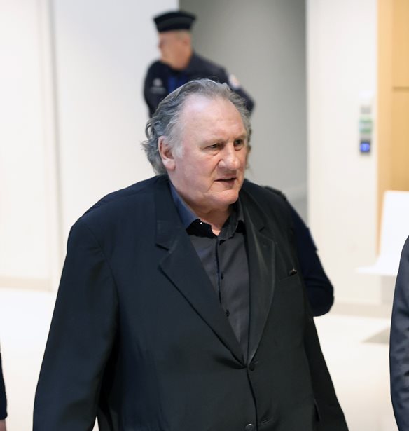 G&#xE9;rard Depardieu | &#x39A;&#x3C1;&#x3AF;&#x3B8;&#x3B7;&#x3BA;&#x3B5; &#x3AD;&#x3BD;&#x3BF;&#x3C7;&#x3BF;&#x3C2; &#x3B3;&#x3B9;&#x3B1; &#x3C3;&#x3B5;&#x3BE;&#x3BF;&#x3C5;&#x3B1;&#x3BB;&#x3B9;&#x3BA;&#x3AE; &#x3B5;&#x3C0;&#x3AF;&#x3B8;&#x3B5;&#x3C3;&#x3B7;