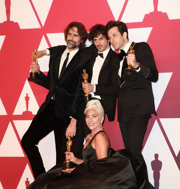 Oscars | &#x39F;&#x3B9; &#x3B8;&#x3C1;&#x3C5;&#x3BB;&#x3B9;&#x3BA;&#x3AD;&#x3C2; &#x3C3;&#x3C4;&#x3B9;&#x3B3;&#x3BC;&#x3AD;&#x3C2; &#x3C0;&#x3BF;&#x3C5; &#x3AD;&#x3BC;&#x3B5;&#x3B9;&#x3BD;&#x3B1;&#x3BD; &#x3C3;&#x3C4;&#x3B7;&#x3BD; &#x3B9;&#x3C3;&#x3C4;&#x3BF;&#x3C1;&#x3AF;&#x3B1; &#x3C4;&#x3C9;&#x3BD; &#x3B2;&#x3C1;&#x3B1;&#x3B2;&#x3B5;&#x3AF;&#x3C9;&#x3BD;