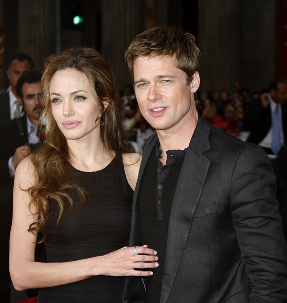 Angelina Jolie - Brad Pitt | &#x39F;&#x3C1;&#x3B9;&#x3C3;&#x3C4;&#x3B9;&#x3BA;&#x3BF;&#x3C0;&#x3BF;&#x3B9;&#x3AE;&#x3B8;&#x3B7;&#x3BA;&#x3B5; &#x3C4;&#x3BF; &#x3B4;&#x3B9;&#x3B1;&#x3B6;&#x3CD;&#x3B3;&#x3B9;&#x3CC; &#x3C4;&#x3BF;&#x3C5;&#x3C2;;