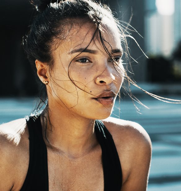 Πώς θα ενεργοποιήσεις το μεταβολικό ρυθμό σου για να καις θερμίδες και όταν κοιμάσαι