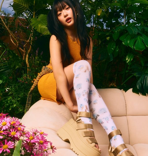 To summer look &#x3B5;&#x3C0;&#x3B1;&#x3BD;&#x3B1;&#x3C0;&#x3C1;&#x3BF;&#x3C3;&#x3B4;&#x3B9;&#x3BF;&#x3C1;&#x3AF;&#x3B6;&#x3B5;&#x3C4;&#x3B1;&#x3B9; &#x3BC;&#x3B5; &#x3C4;&#x3B7; Golden Collection &#x3C4;&#x3B7;&#x3C2; UGG
