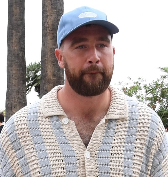 Travis Kelce | &#x391;&#x3C0;&#x3AD;&#x3C1;&#x3C1;&#x3B9;&#x3C8;&#x3B5; &#x3C4;&#x3B7;&#x3BD; &#x3B5;&#x3C5;&#x3BA;&#x3B1;&#x3B9;&#x3C1;&#x3AF;&#x3B1; &#x3BD;&#x3B1; &#x3C3;&#x3C5;&#x3BD;&#x3B1;&#x3BD;&#x3C4;&#x3AE;&#x3C3;&#x3B5;&#x3B9; &#x3C4;&#x3B7; Meghan Markle &#x3BA;&#x3B1;&#x3B9; &#x3C4;&#x3BF;&#x3BD; &#x3C0;&#x3C1;&#x3AF;&#x3B3;&#x3BA;&#x3B9;&#x3C0;&#x3B1; Harry