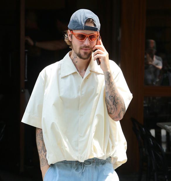 &#x39F; Justin Bieber &#x3B1;&#x3C0;&#x3B1;&#x3BD;&#x3C4;&#x3AC; &#x3C0;&#x3C1;&#x3CE;&#x3C4;&#x3B7; &#x3C6;&#x3BF;&#x3C1;&#x3AC; &#x3C3;&#x3C4;&#x3B9;&#x3C2; &#x3C6;&#x3AE;&#x3BC;&#x3B5;&#x3C2; &#x3B3;&#x3B9;&#x3B1; &#x3C7;&#x3C1;&#x3AE;&#x3C3;&#x3B7; &#x3BF;&#x3C5;&#x3C3;&#x3B9;&#x3CE;&#x3BD;