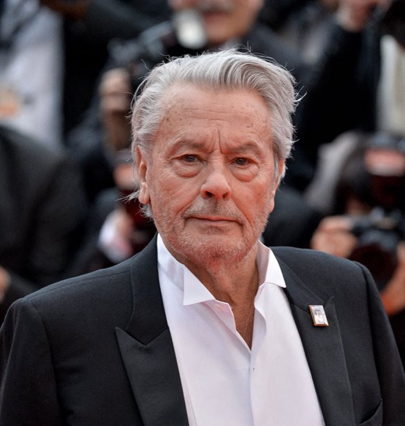&#x3A0;&#x3AD;&#x3B8;&#x3B1;&#x3BD;&#x3B5; &#x3BF; Alain Delon