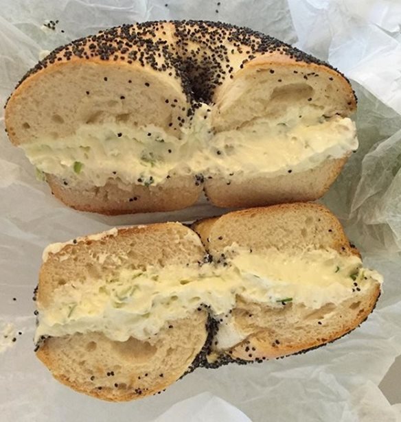 Breakfast Club: 3 &#x3BB;&#x3B1;&#x3C7;&#x3C4;&#x3B1;&#x3C1;&#x3B9;&#x3C3;&#x3C4;&#x3AD;&#x3C2; &#x3C3;&#x3C5;&#x3BD;&#x3C4;&#x3B1;&#x3B3;&#x3AD;&#x3C2; &#x3BC;&#x3B5; bagel