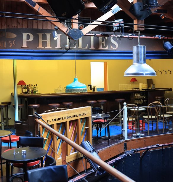 &#x3A4;&#x3BF; &quot;&#x3A0;&#x3B1;&#x3C4;&#x3AC;&#x3C1;&#x3B9;&quot; &#x3C4;&#x3BF;&#x3C5; &#x3B8;&#x3B5;&#x3AC;&#x3C4;&#x3C1;&#x3BF;&#x3C5; &#x39C;&#x3B5;&#x3C4;&#x3B1;&#x3BE;&#x3BF;&#x3C5;&#x3C1;&#x3B3;&#x3B5;&#x3AF;&#x3BF; &#x3B5;&#x3C0;&#x3B9;&#x3C3;&#x3C4;&#x3C1;&#x3AD;&#x3C6;&#x3B5;&#x3B9;