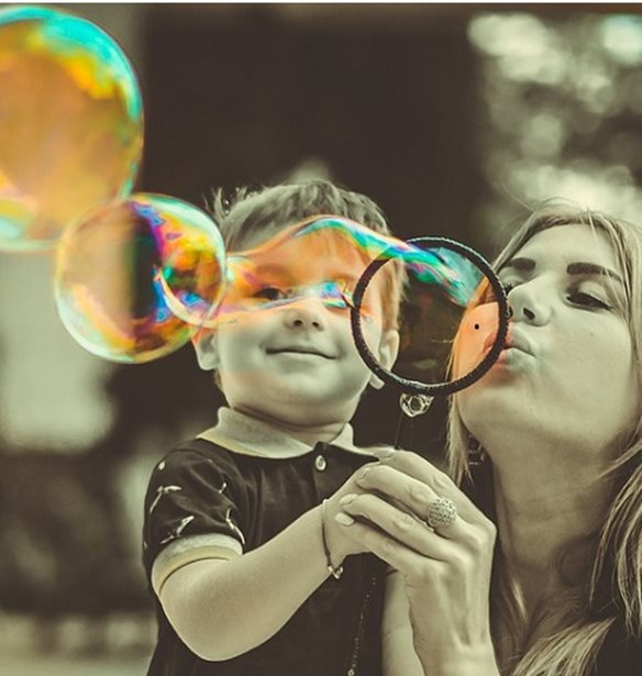 &#x39A;&#x3B1;&#x3BB;&#x3CC;&#x3C2; &#x3B3;&#x3BF;&#x3BD;&#x3B9;&#x3CC;&#x3C2; &#x3B5;&#x3AF;&#x3BD;&#x3B1;&#x3B9; &#x3B1;&#x3C5;&#x3C4;&#x3CC;&#x3C2; &#x3C0;&#x3BF;&#x3C5; &quot;&#x3B5;&#x3C0;&#x3B9;&#x3C4;&#x3C1;&#x3AD;&#x3C0;&#x3B5;&#x3B9;&quot; &#x3C3;&#x3C4;&#x3BF; &#x3C0;&#x3B1;&#x3B9;&#x3B4;&#x3AF; &#x3BD;&#x3B1; &#x3B1;&#x3BD;&#x3BF;&#x3AF;&#x3BE;&#x3B5;&#x3B9; &#x3C4;&#x3B1; &#x3C6;&#x3C4;&#x3B5;&#x3C1;&#x3AC; &#x3C4;&#x3BF;&#x3C5;