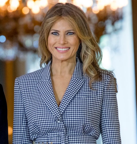 &#x397; chic &#x3B5;&#x3BC;&#x3C6;&#x3AC;&#x3BD;&#x3B9;&#x3C3;&#x3B7; &#x3C4;&#x3B7;&#x3C2; Melania Trump &#x3C3;&#x3C4;&#x3BF; &#x3C0;&#x3B1;&#x3BB;&#x3AC;&#x3C4;&#x3B9; &#x3C4;&#x3BF;&#x3C5; Buckingham